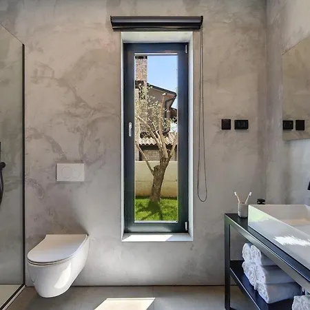 Aquarius Villa